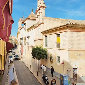 Homeyseville- Bright At Santa Cruz 6 Pax, Parking Optional Séville